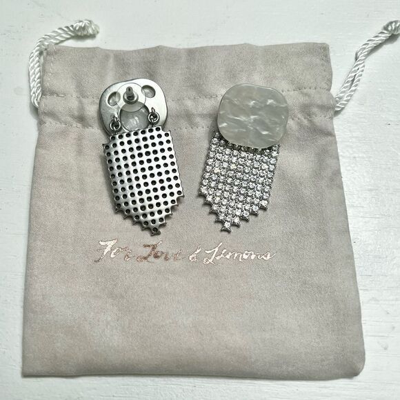 For Love and Lemons Earrings Auburn Crystal in White NEW - Picture 4 of 7
